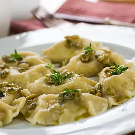 Pod Miedza 200 M Do Term 3*