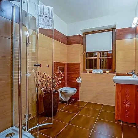 Bed and Breakfast Pod Miedza 200 M Do Term